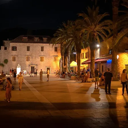 Nine Olives Hvar فيلة *