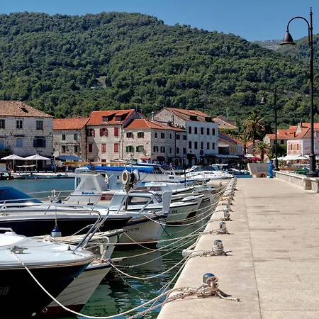 فيلة Nine Olives Hvar