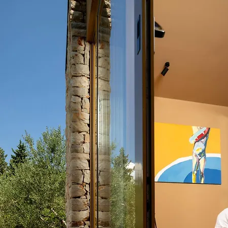 Nine Olives Hvar * スタリー・グラード